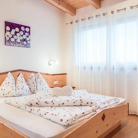 Appartamento Hofschenke Pfeiftal - Heuduft San Martino in Passiria Esterno foto