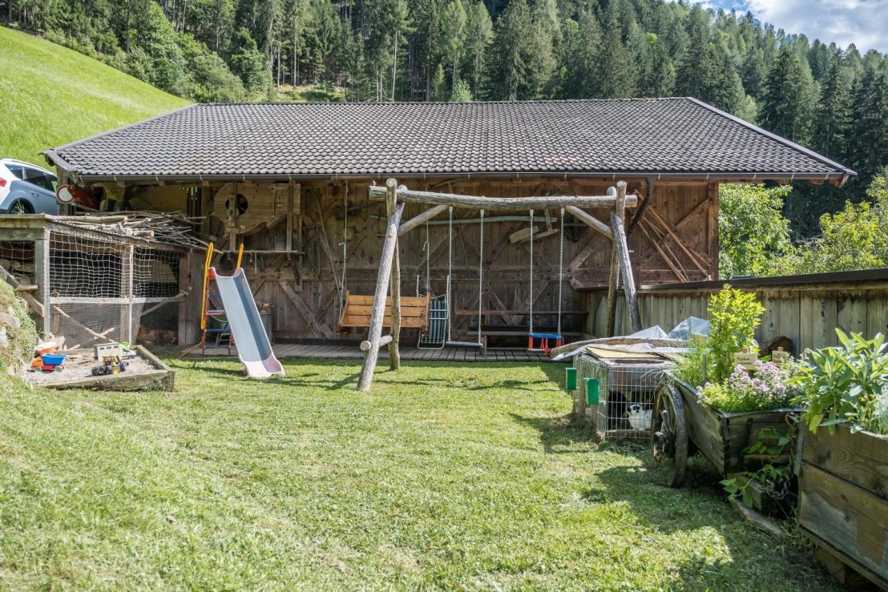 Appartamento Hofschenke Pfeiftal - Heuduft San Martino in Passiria Esterno foto