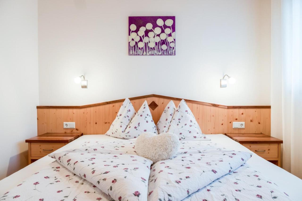 Appartamento Hofschenke Pfeiftal - Heuduft San Martino in Passiria Esterno foto